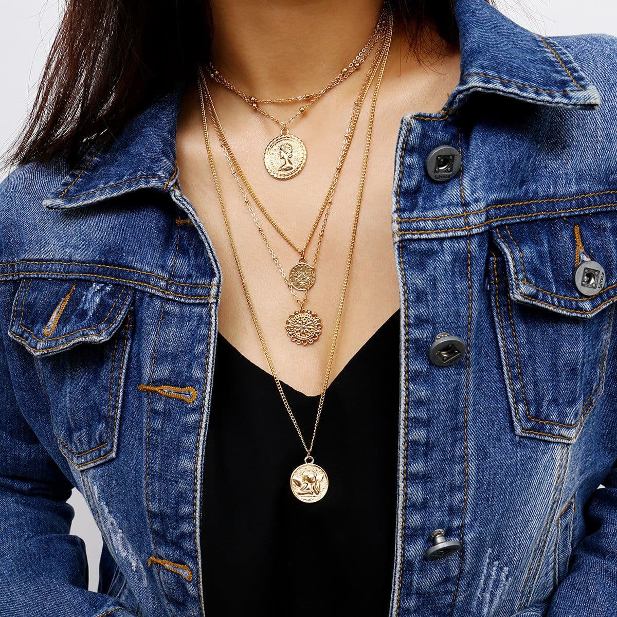 image-European and American cross-border jewelry, multi-layered multi-layer round street shooting elements, women, retro queen, avatar, creative necklace