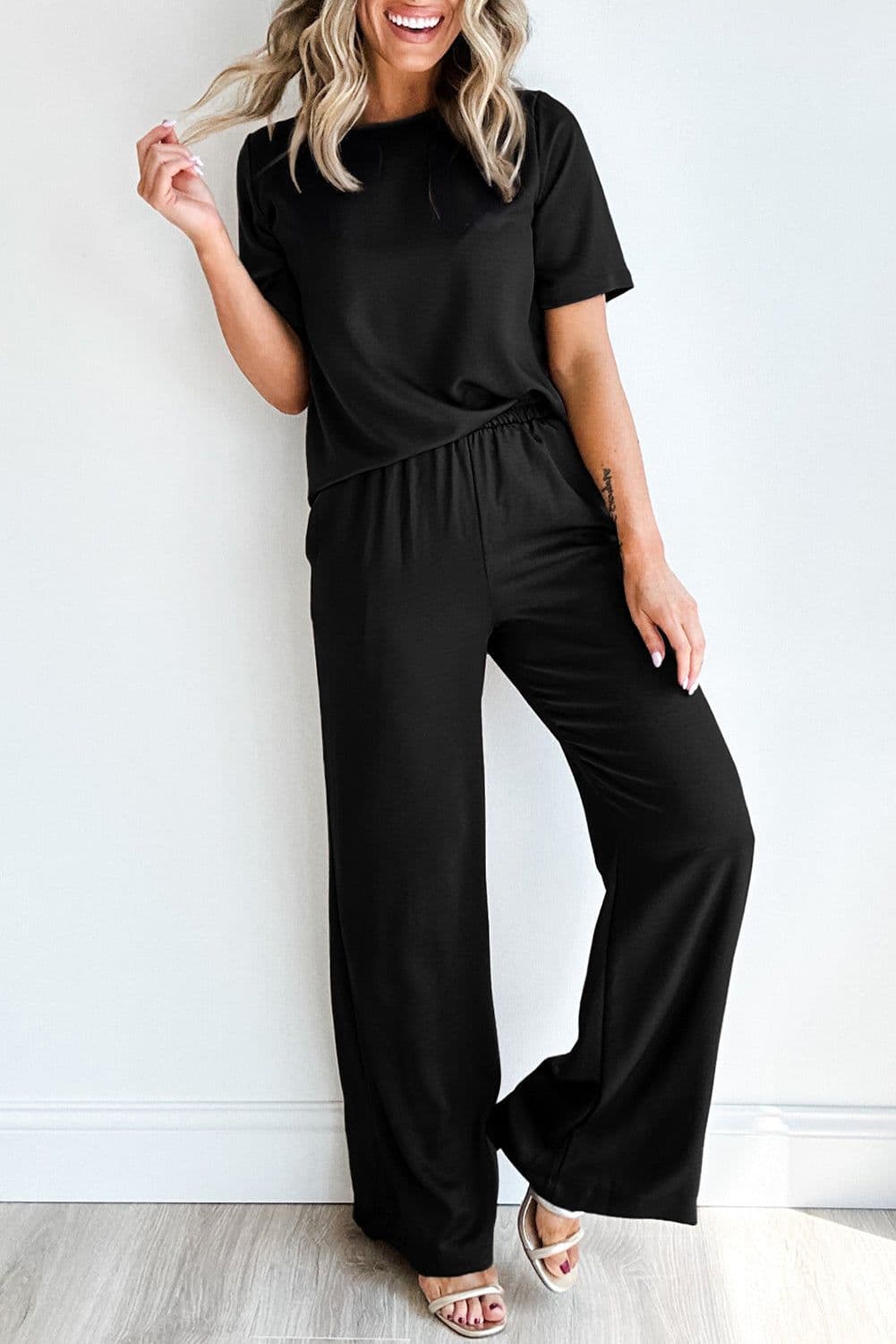 image-Solid Color T-Shirt & Wide Leg Pants Set - 2pcs - Comfortable Fabric