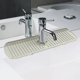 image-Kitchen Silicone Drainage Pad Bathroom Faucet Drip Mat Wash Basin Sink Splash Proof Draining Pad Table Heat Insulation Protector
