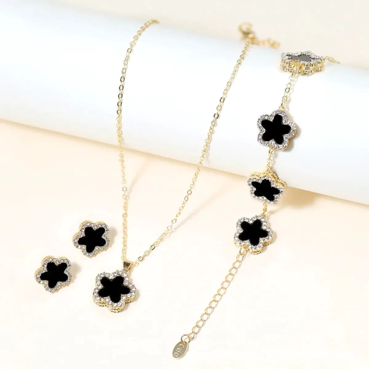 image-High Quality Jewelry Luxury Trend 2024 Necklace and Earrings Bracelet Set for Women Mother's Day Clover Flower Fashion Gifts