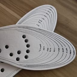 image-Just Magnetic Insole - Black White 18 Magnets