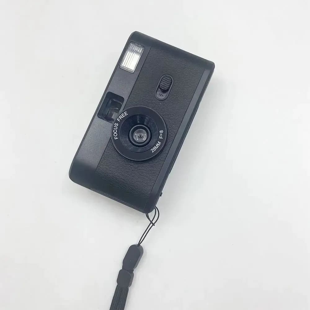 image-Reusable Film Camera 35mm Vintage Non-Disposable Camera with flash Retro Children Gift Camera