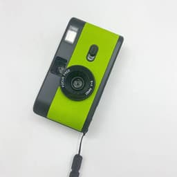 image-Reusable Film Camera 35mm Vintage Non-Disposable Camera with flash Retro Children Gift Camera