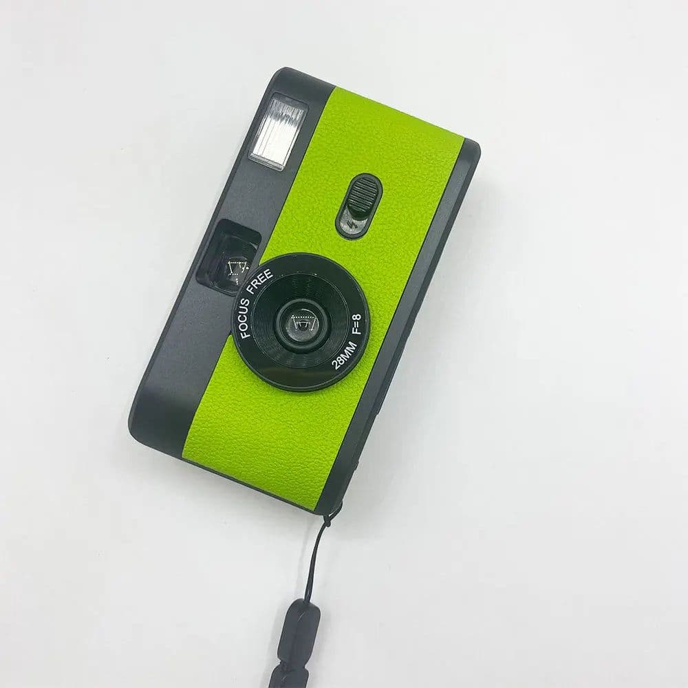 image-Reusable Film Camera 35mm Vintage Non-Disposable Camera with flash Retro Children Gift Camera