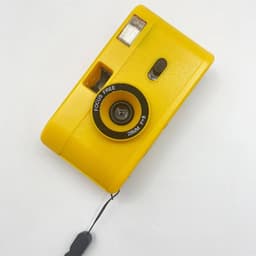 image-Reusable Film Camera 35mm Vintage Non-Disposable Camera with flash Retro Children Gift Camera