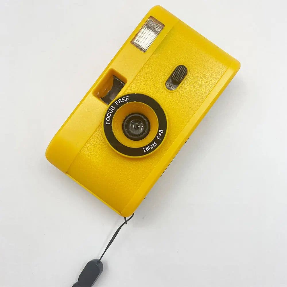 image-Reusable Film Camera 35mm Vintage Non-Disposable Camera with flash Retro Children Gift Camera