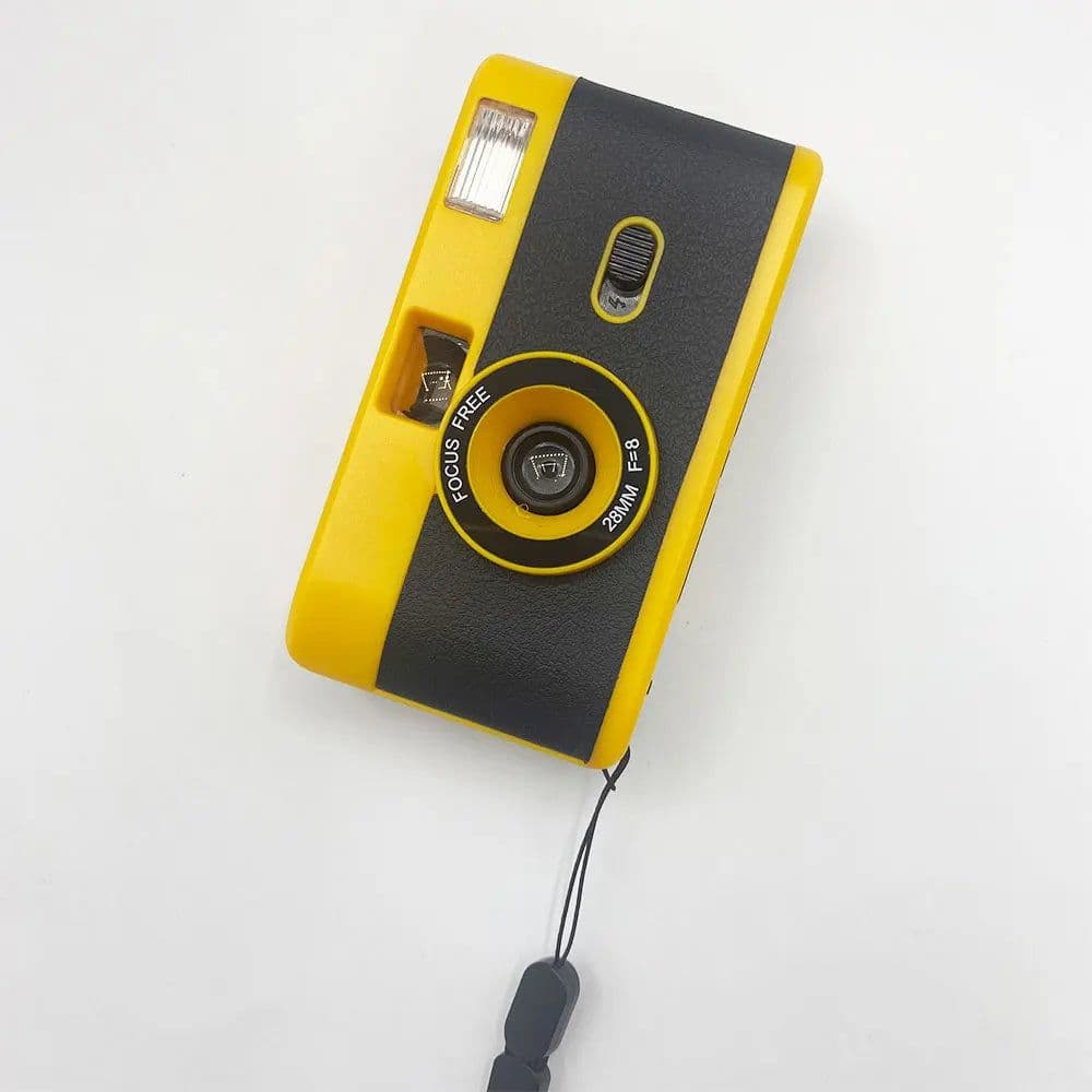 image-Reusable Film Camera 35mm Vintage Non-Disposable Camera with flash Retro Children Gift Camera