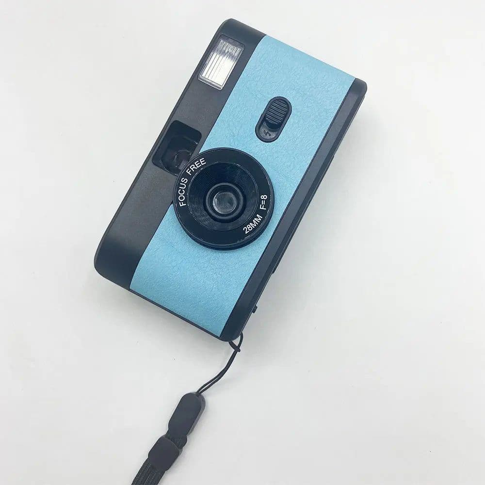 image-Reusable Film Camera 35mm Vintage Non-Disposable Camera with flash Retro Children Gift Camera