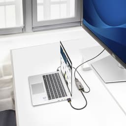 image-DisplayPort to HDMI Adapter Startech 148B-HDMI-DP-8K 30 cm