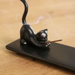 image-MINIDEAL Ceramic Backflow Incense Burner - Cat & Rabbit