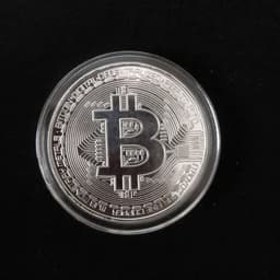 image-Gold Plated Bitcoin Coin Collectible Art Collection Gift Physical Commemorative Casascius Bit BTC Metal Antique Imitation