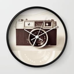 image-Camera Wall clock