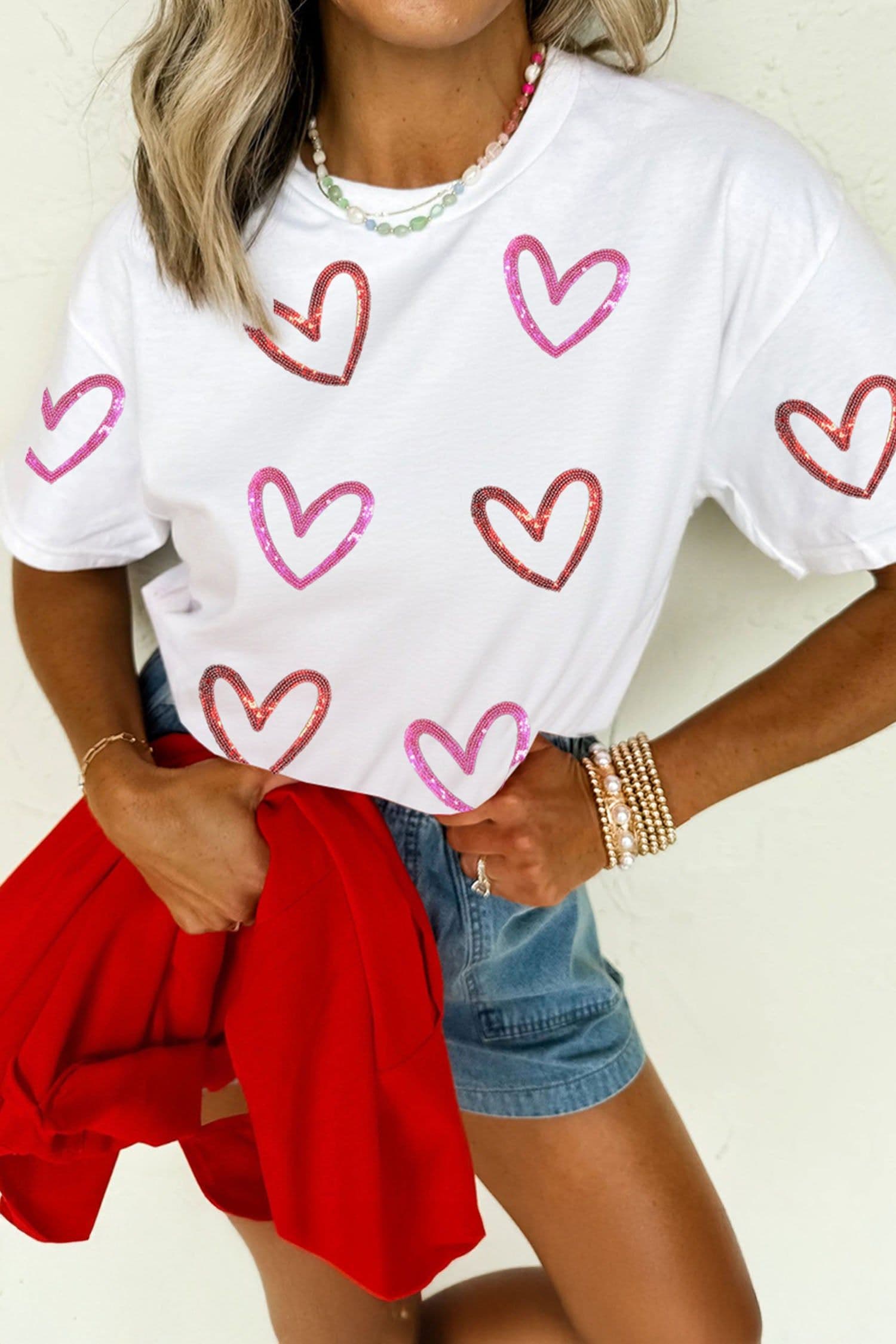 image-Women's White Sequin Heart Graphic Casual Tee - High Stretch
