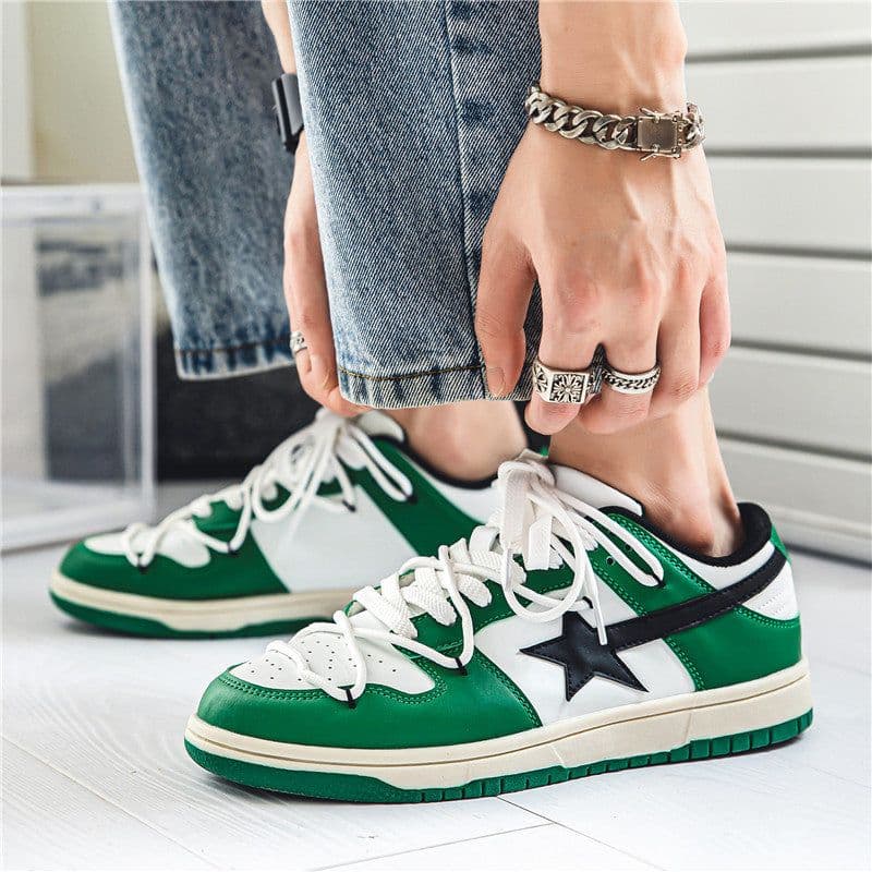 image-Men's Colorblock Sneakers Low-top Casual Board Shoes