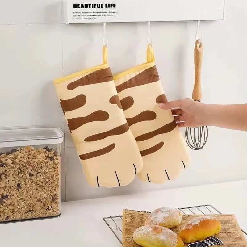 image-Microwave Long Cotton Gloves Cute Cat Paws Oven Insulation Gloves Heat Resistant Non-Slip Single Glove Kitchen Baking Supplies