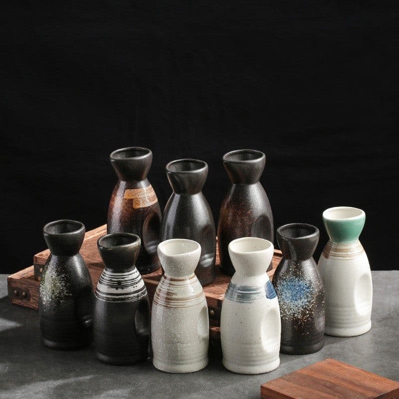 image-Japanese Style Ceramic Wine Pot - Handmade Baijiu Carafe