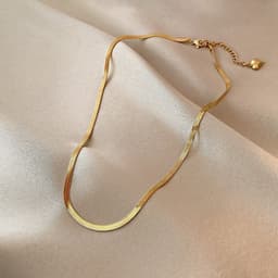 image-ins tide titanium steel golden snake bone necklace cold wind niche design love pendant temperament fine clavicle chain necklace