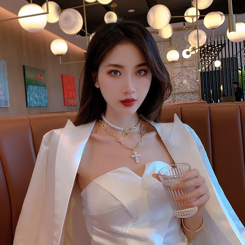 image-Cross-border portrait European and American sexy stacked pearl necklace net red double clavicle chain choker collar necklace female
