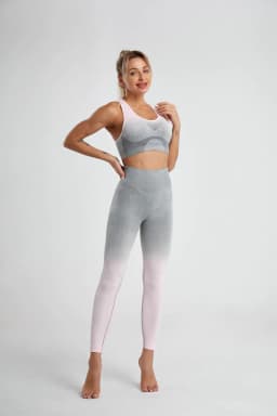 image-Factory-priced high-waist hip-lifting seamless sports cover slimming yoga suit breathable and quick-drying gradient color suit