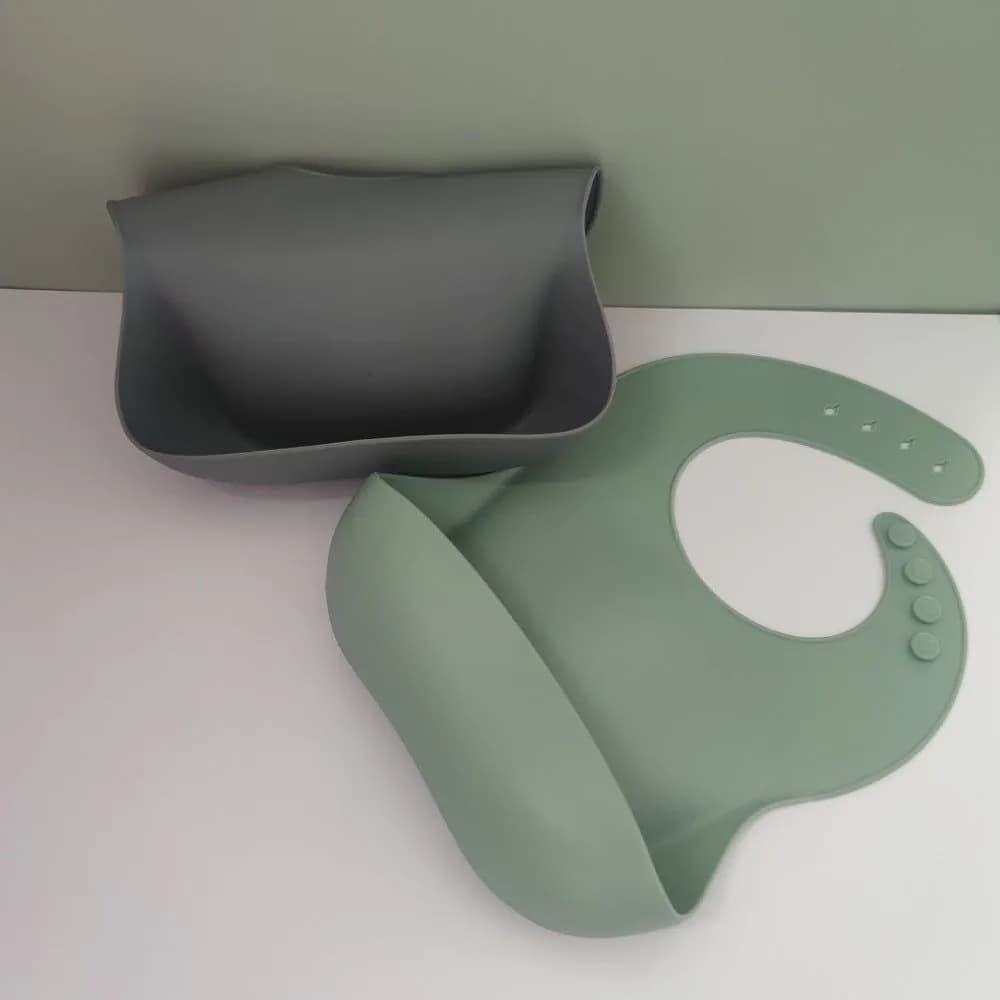 image-Baby eating bib bib baby silicone bib custom rice pocket soft silicone disposable waterproof feeding rice pocket