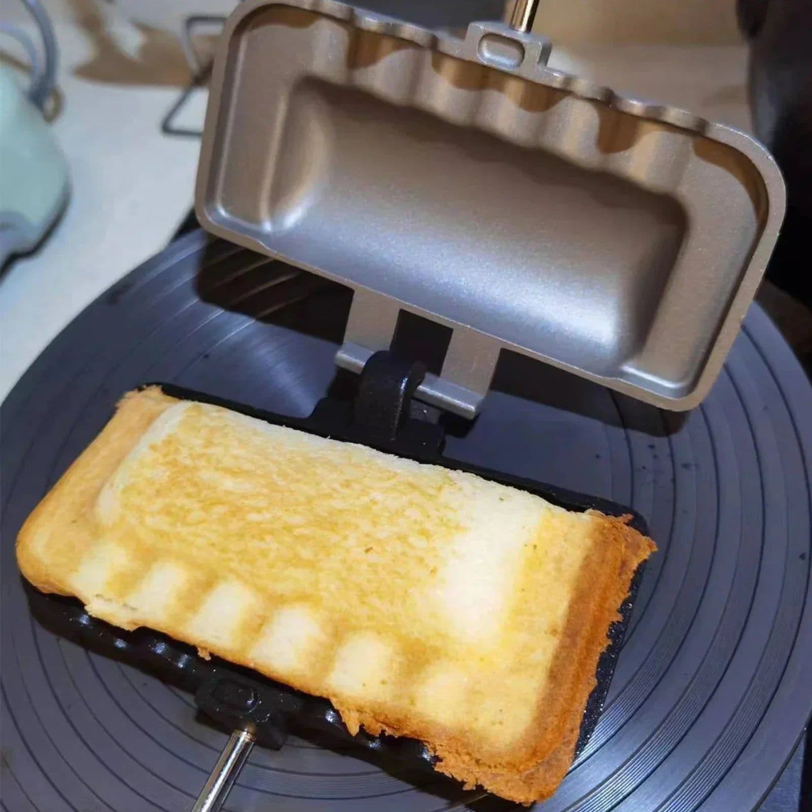 image-Hot Dog Double-Sided Sandwich Baking Pan