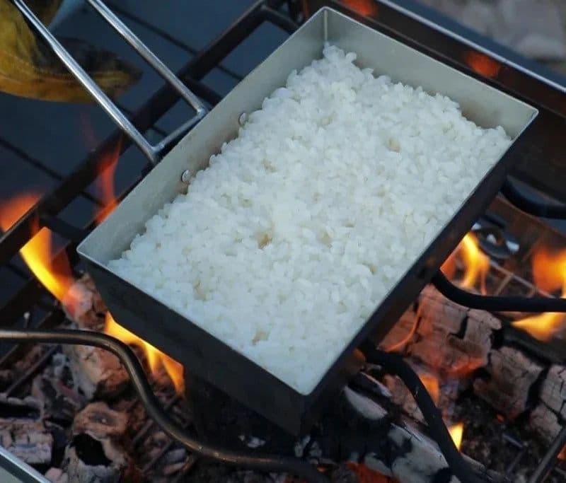 image-Portable Thickened Camping Frying Pan Silver