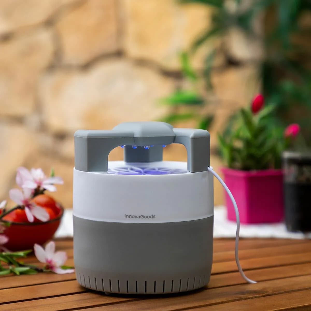 image-Anti-mosquito Suction Lamp KL Silen InnovaGoods