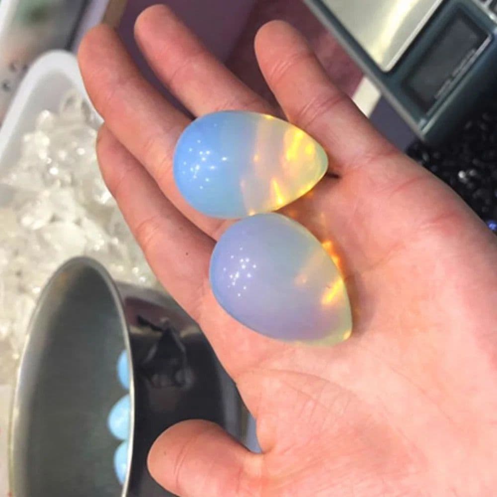 image-1.2 inches Natural Opal Egg Quartz Crystal Polishing Kegel Exercise Healing Stone 1pc