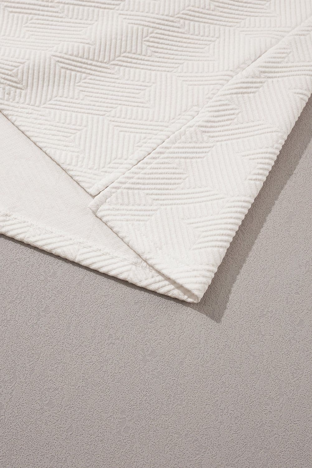 image-White Textured V Neck Collared Short Sleeve Top