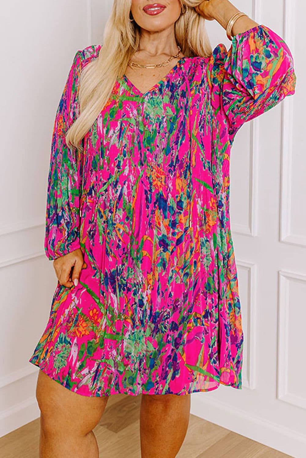 image-Plus Size Floral Print Pleated Dress - Abstract Design, Loose Fit