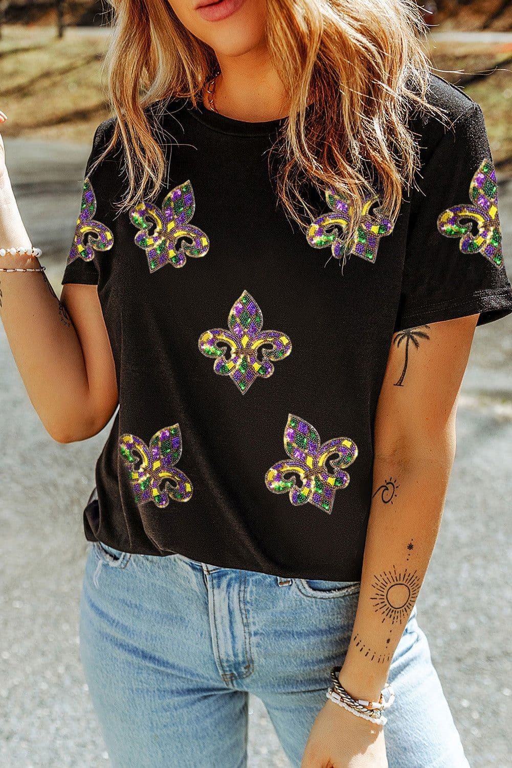 image-Mardi Gras Sequin Fleur de Lis Graphic T-Shirt - Black