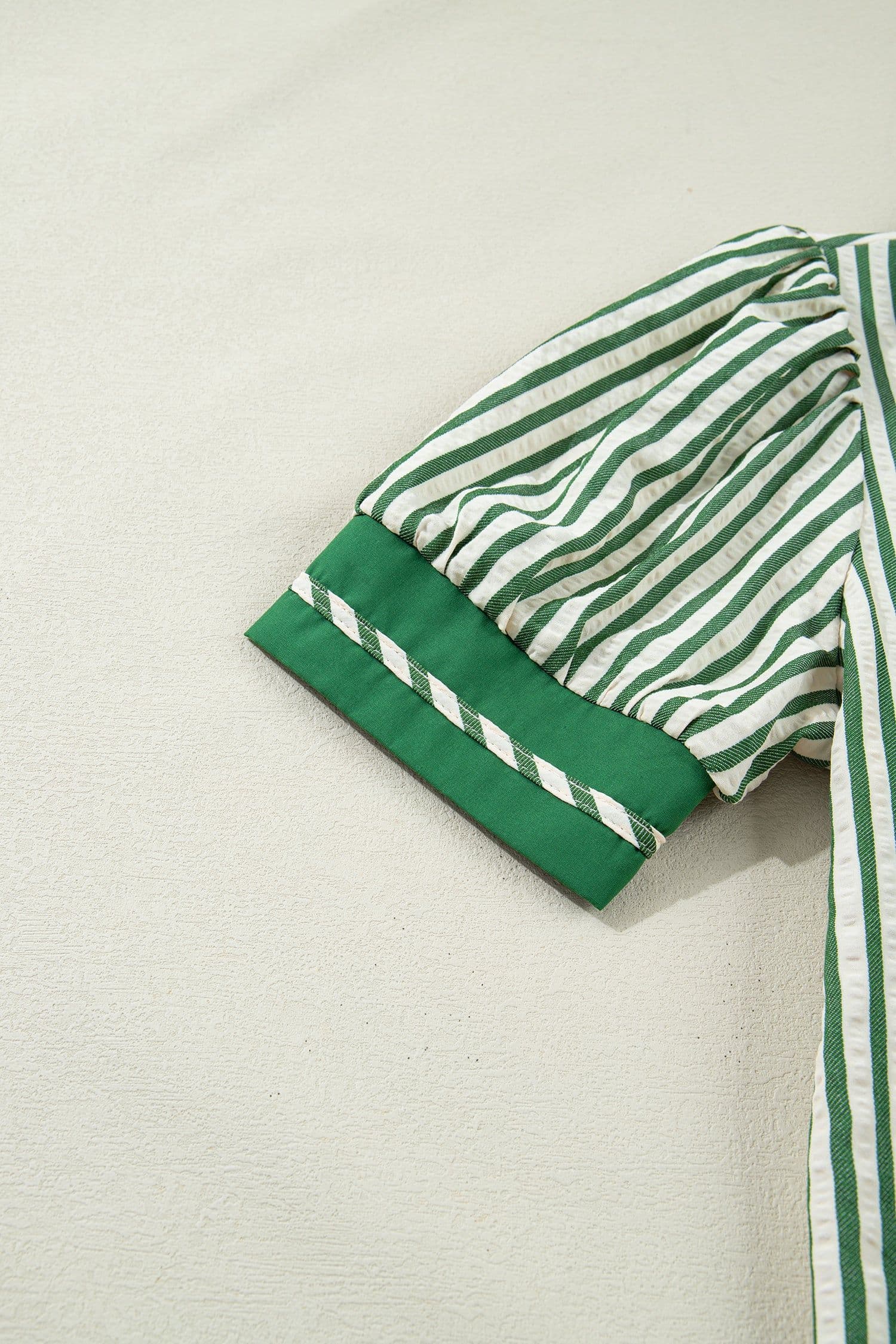 image-Green Stripe Collared Split Neck Bubble Sleeve Blouse