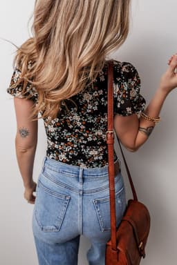 image-Black Floral Print U Neck Short Puff Sleeve Bodysuit
