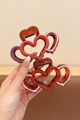 image-Bonbon Heart Hollowed Acrylic Hair Claw Clip
