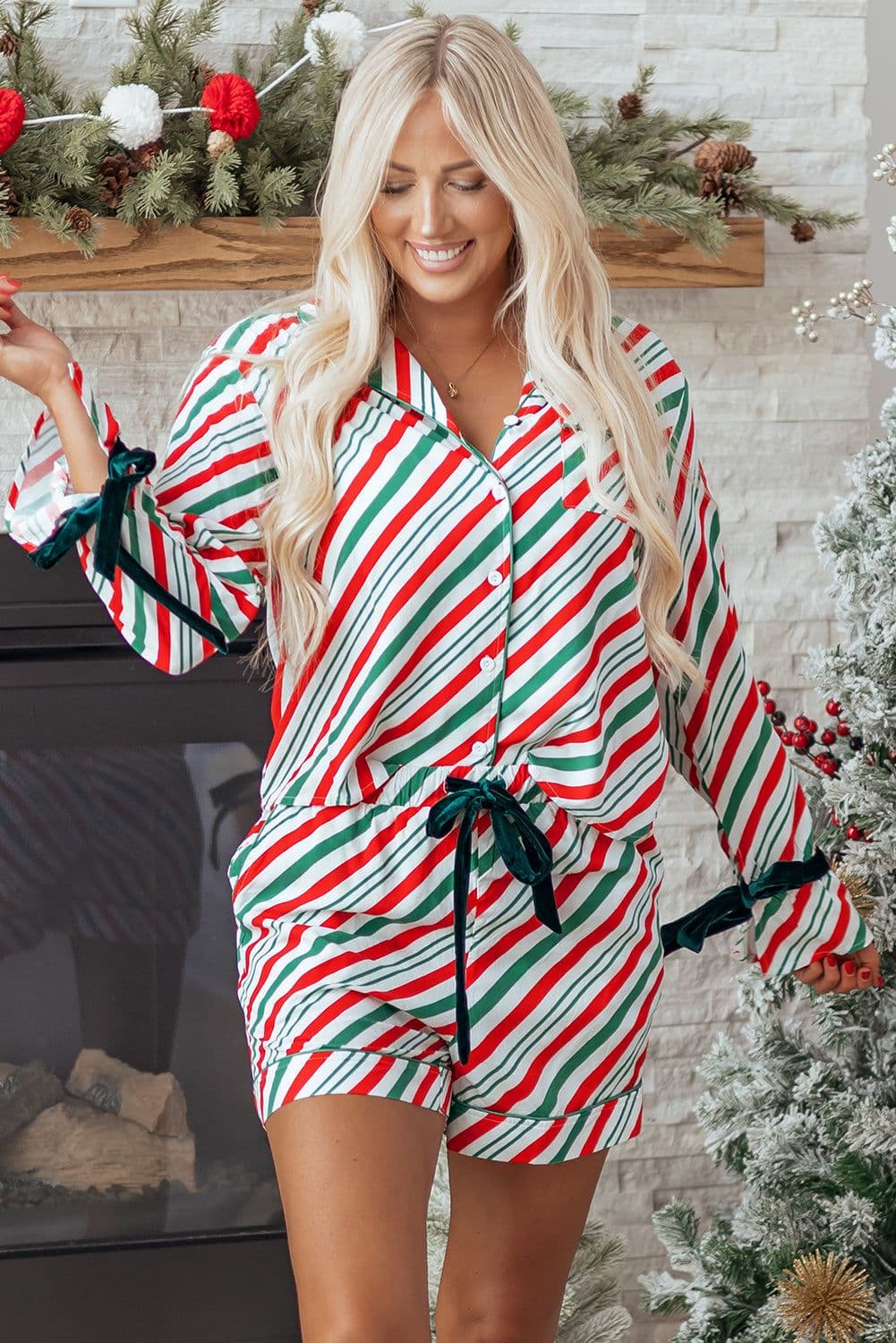 image-Green Stripe Contrast Velvet Ribbon Knot Christmas 2pcs Pajama Set