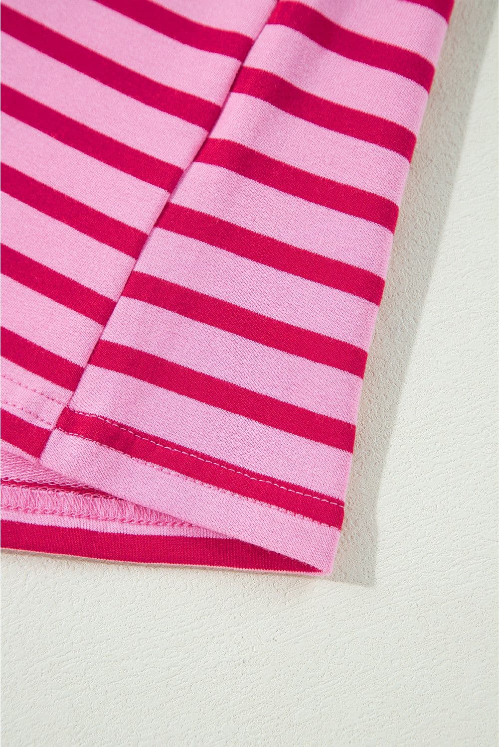 image-Pink Striped Print Crew Neck Sweatshirt - Drop Shoulder Loose Fit