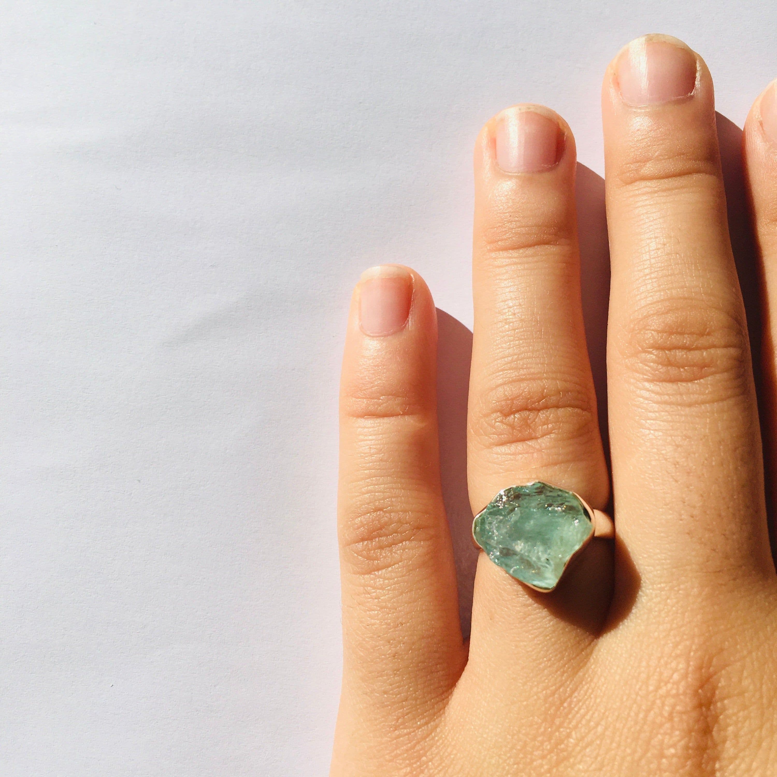 image-Bague "Vague de Paix" en Aigue-Marine et Argent 925