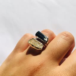 image-Bague « Ancrage et Lucidité » sertie de Tourmaline et Scapolite en