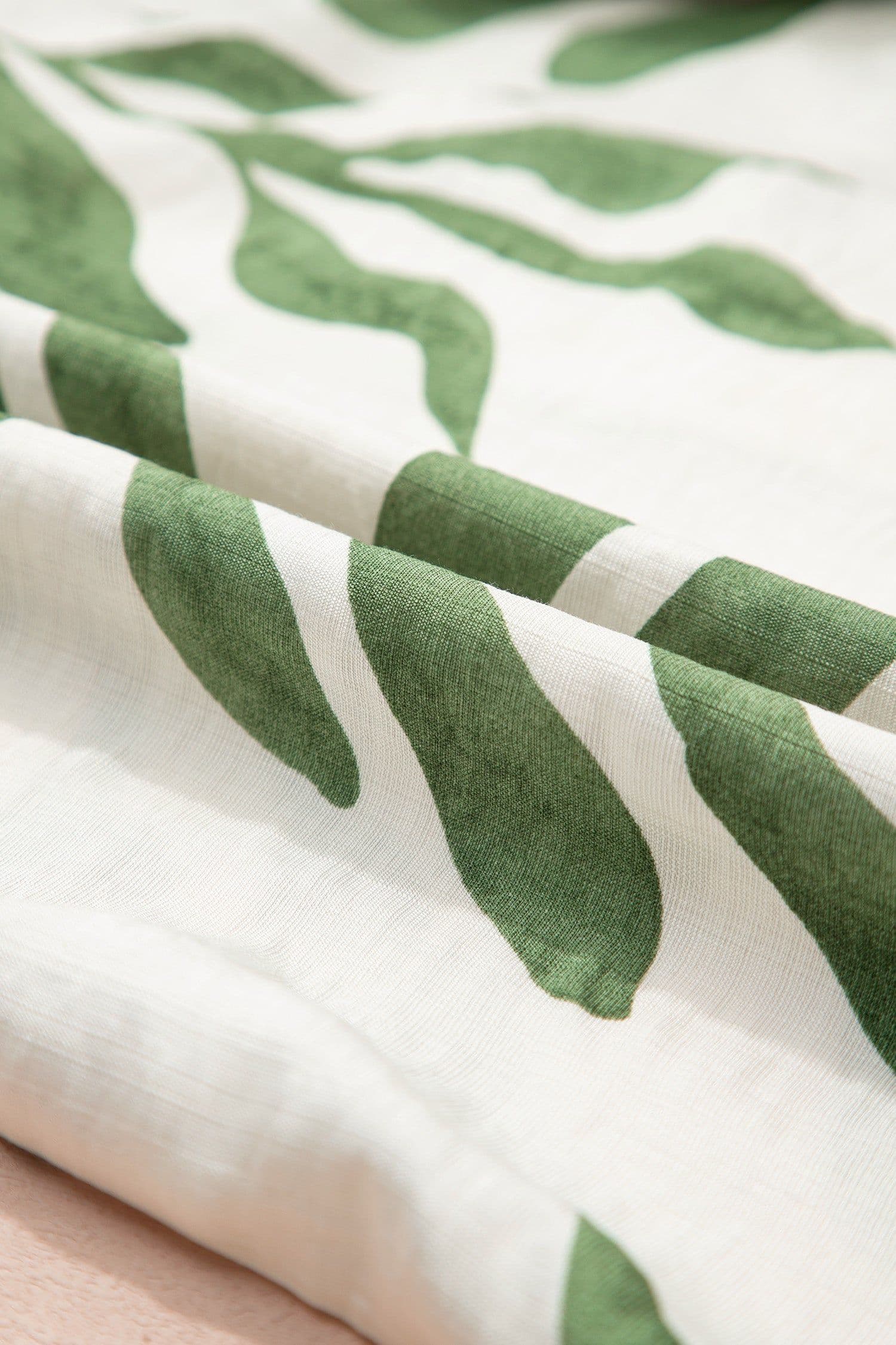 image-Green Leaf Print Short Balloon Sleeve Shirt