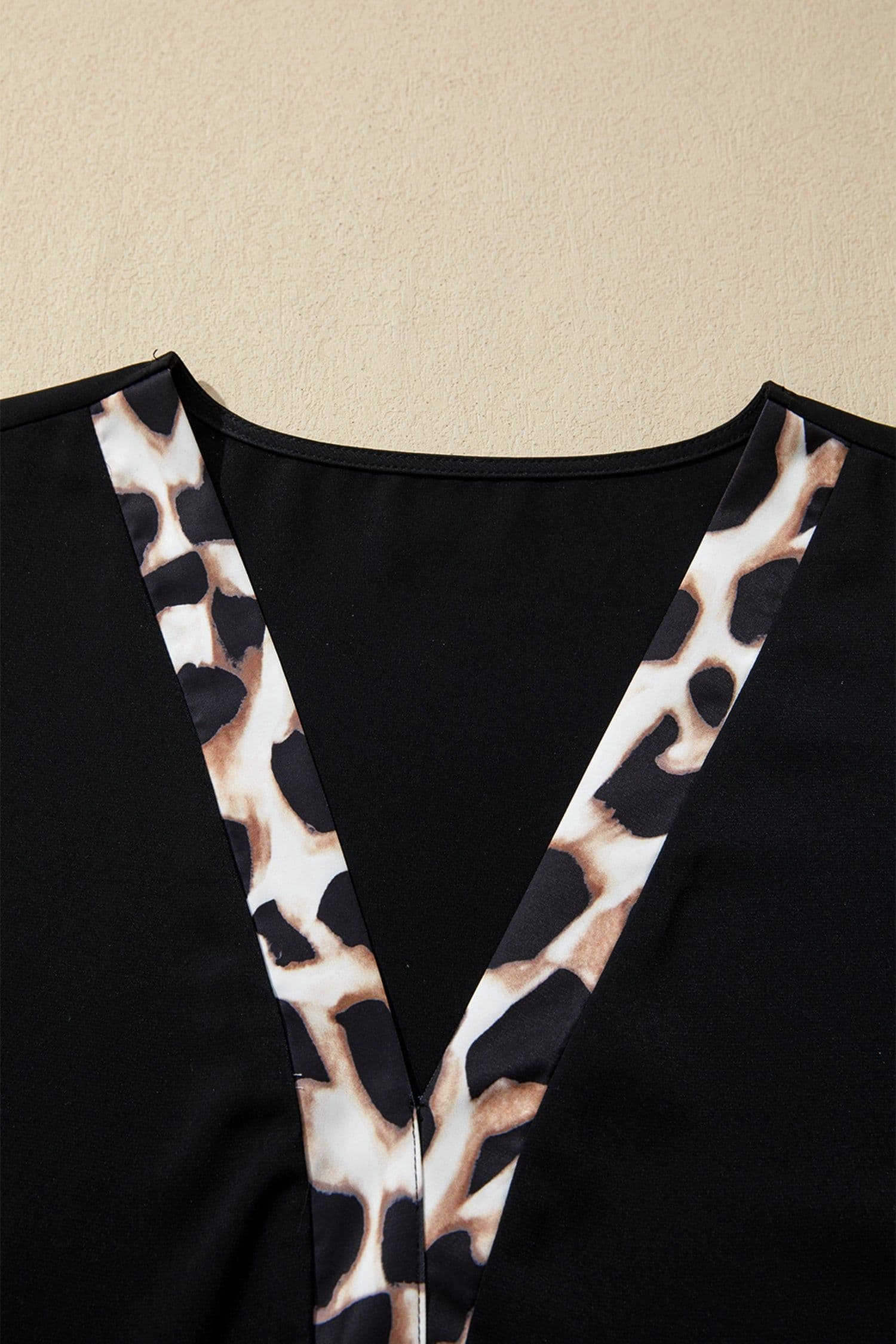 image-Black Plus Size Leopard Patchwork V-Neck Dress