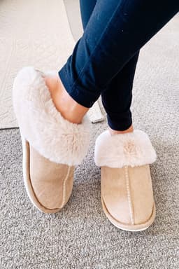 image-Khaki Cut and Sew Faux Suede Plush Lined Slippers