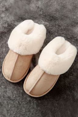image-Khaki Cut and Sew Faux Suede Plush Lined Slippers
