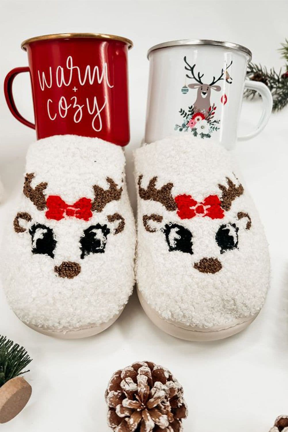 image-White Christmas Cartoon Pattern Plush Slippers