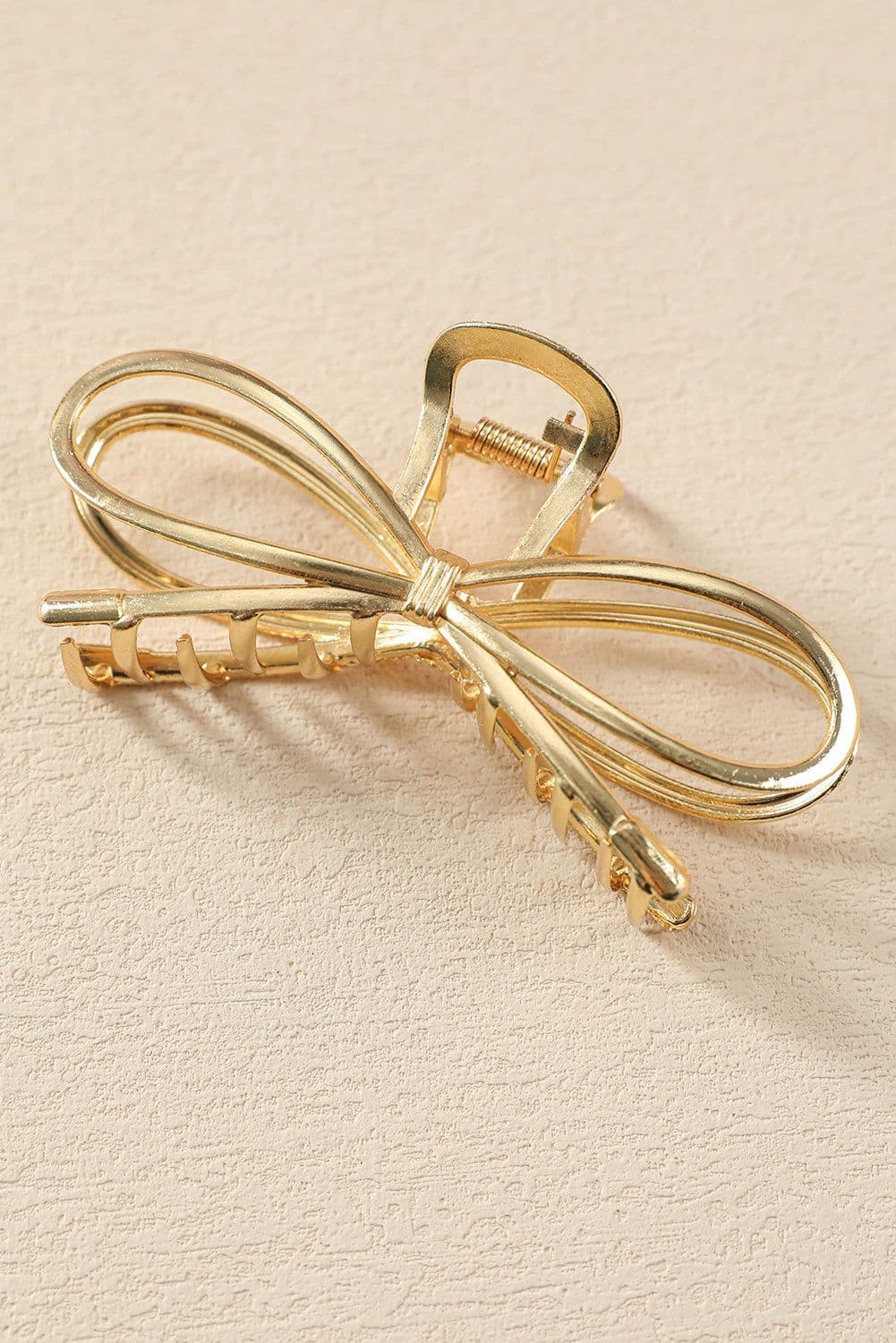 image-Gold Bowknot Shape Claw Clip