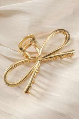 image-Gold Bowknot Shape Claw Clip