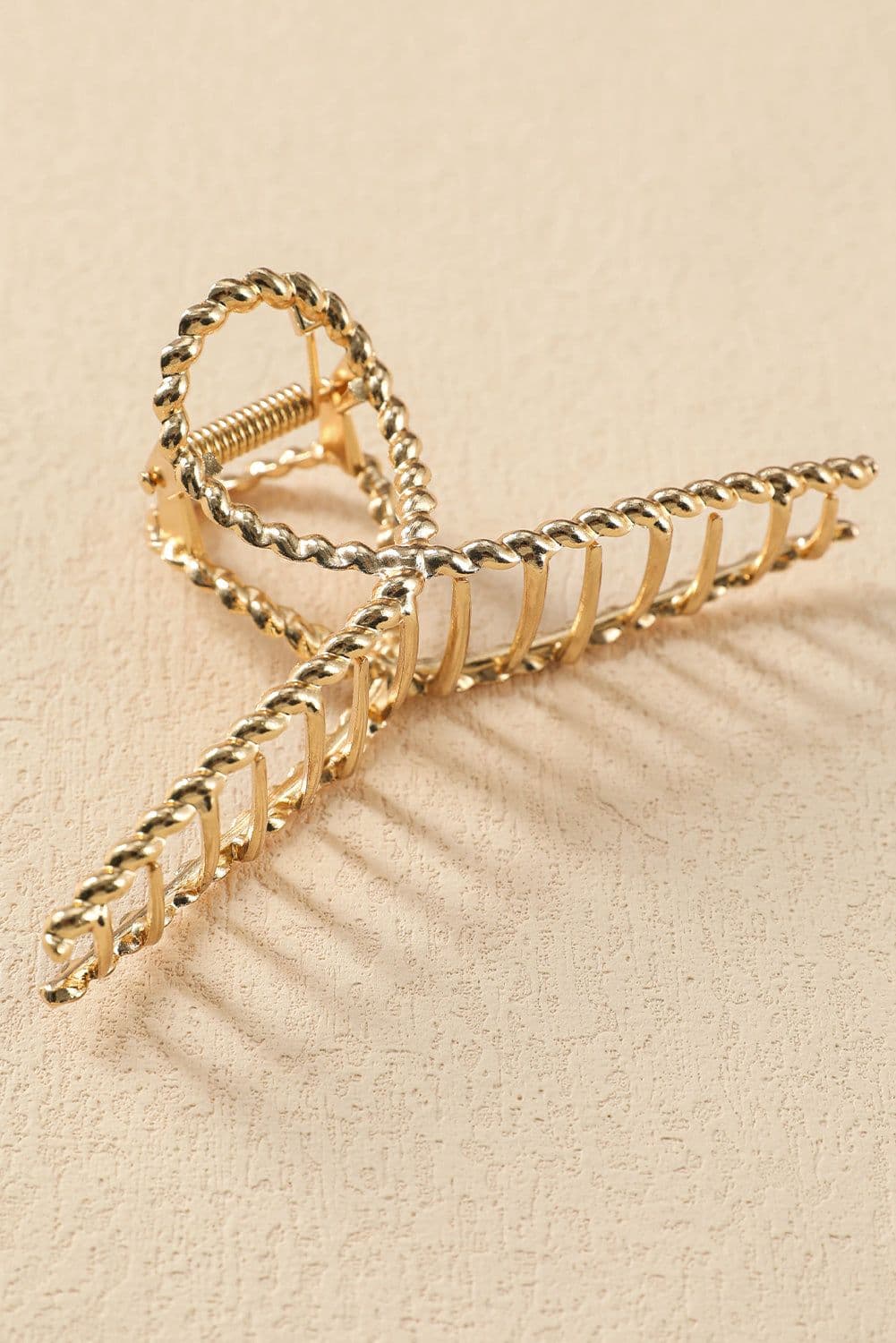 image-Gold Twist Large Alloy Hair Clip