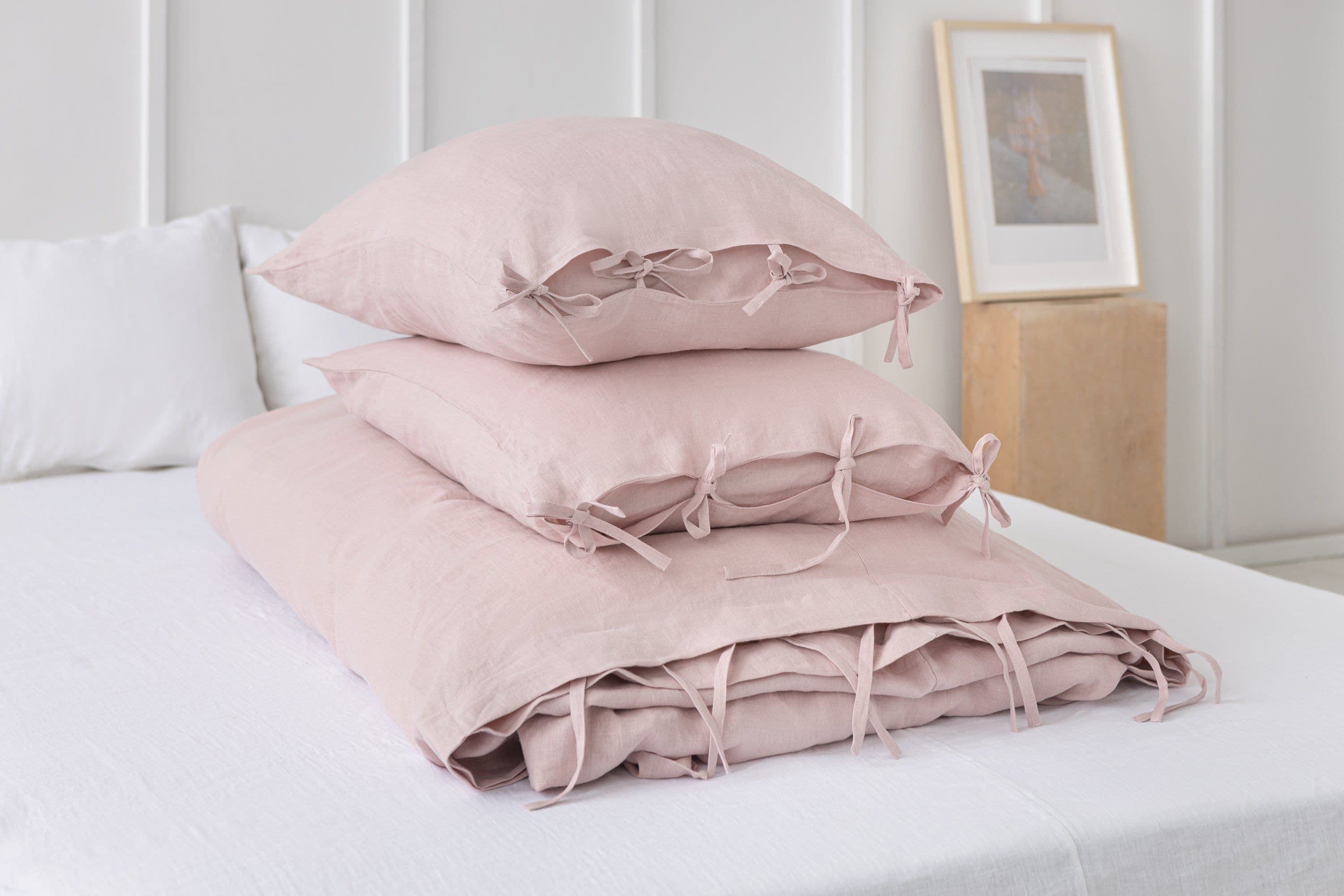 image-Deep Rose linen pillowcase with ties