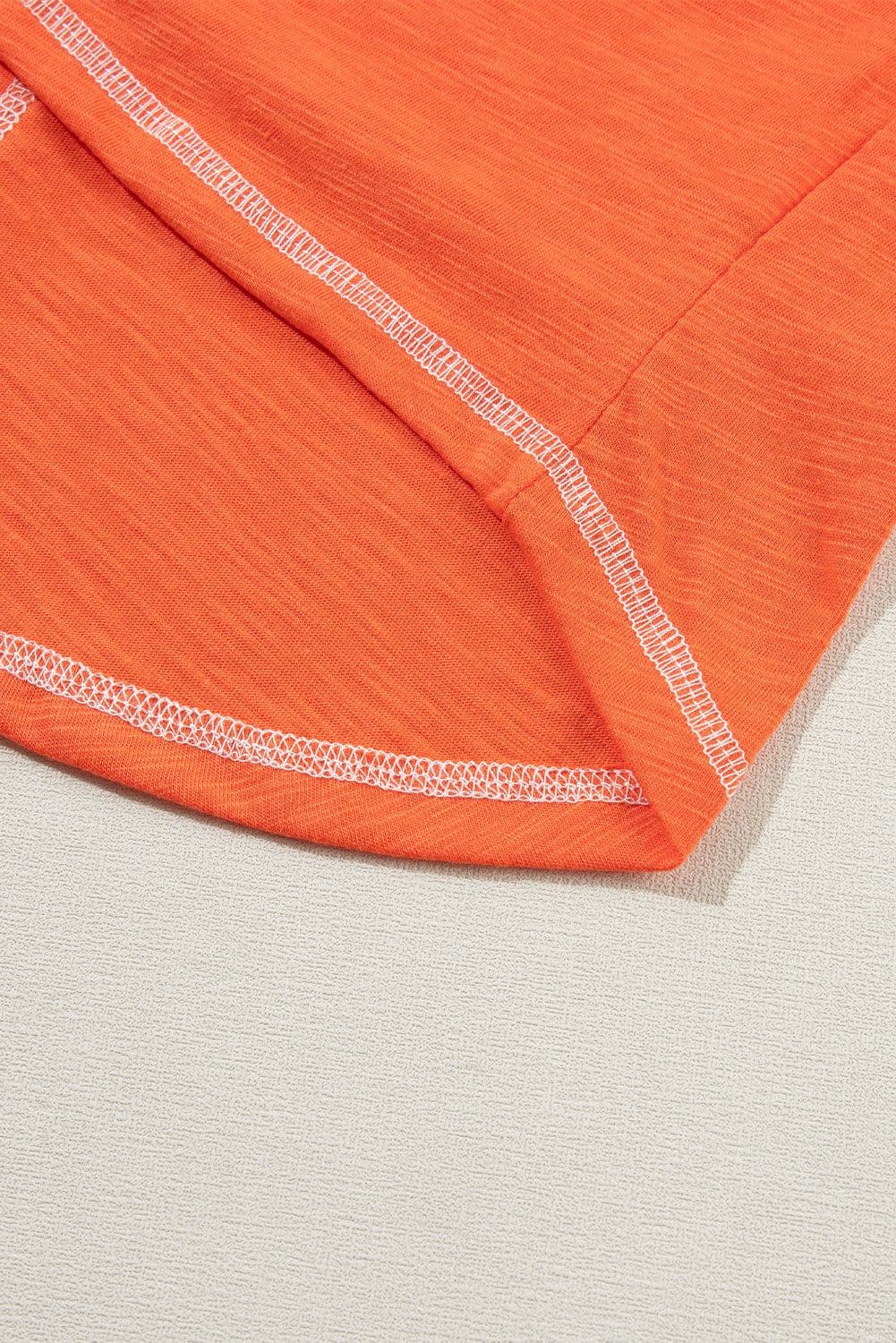 image-Contrast Trim V-Neck T-shirt - Grapefruit Orange