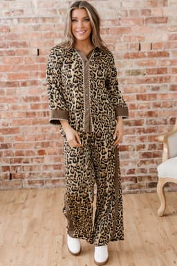 image-Brown Leopard Collared 3/4 Sleeve Shirt and Loose Pants Two Piece Outfit Set