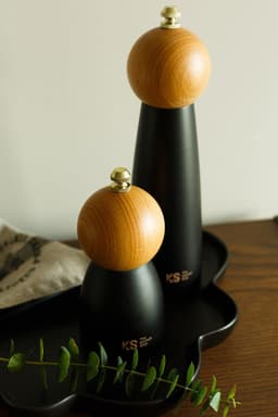 image-Household Grinder Bottle Manual Pepper Grinder Pepper Grinder Black Pepper Grinder